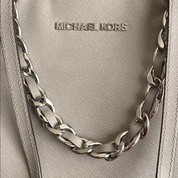 Light Grey MIchael Kors Purse - Picture 2 of 3